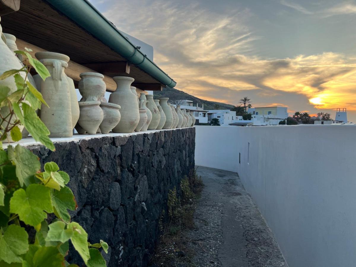 Casa Due Lune Stromboli Bagian luar foto